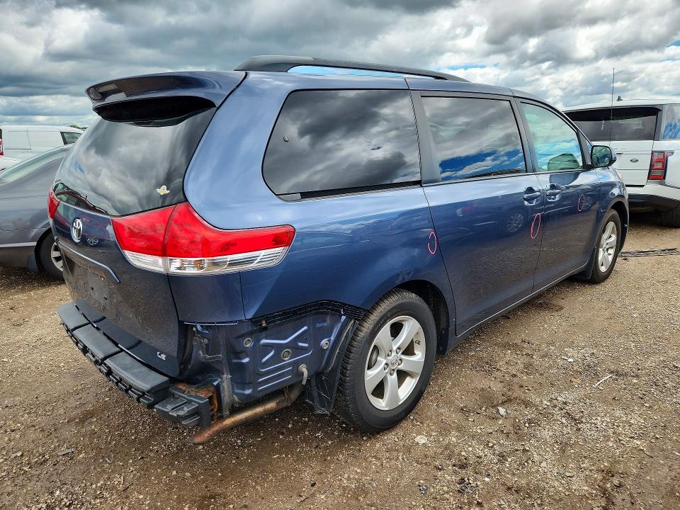 2013 Toyota VIN 5TDKK3DC5DS355628 COPART salvage auction — REAR END, Il - Salvage Certificate, sold $1,300 on 2026-07-21 (photo 3)