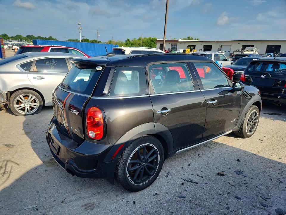 2015 Mini Cooper VIN WMWZC5C53FWP44360 COPART salvage auction — REAR END, IN - CERT OF TITLE-SALVAGE TITLE, sold $1,000 on 2026-07-31 (photo 3)