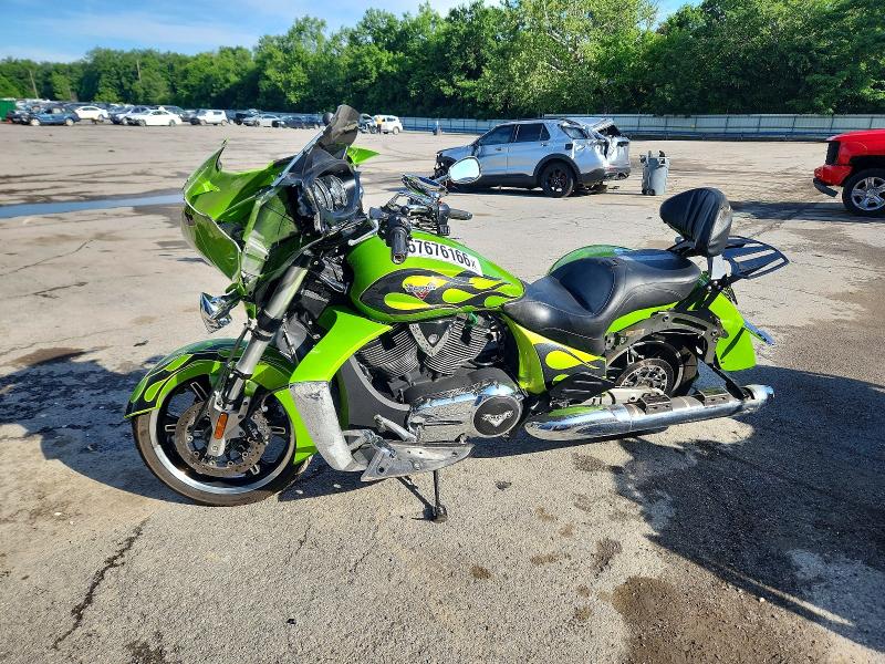 2013 Victory Cross country VIN 5VPDW36N8D3024038 COPART salvage auction — FRONT END, Pa - Certificate Of Salvage, sold $800 on 2026-07-23 (photo 3)