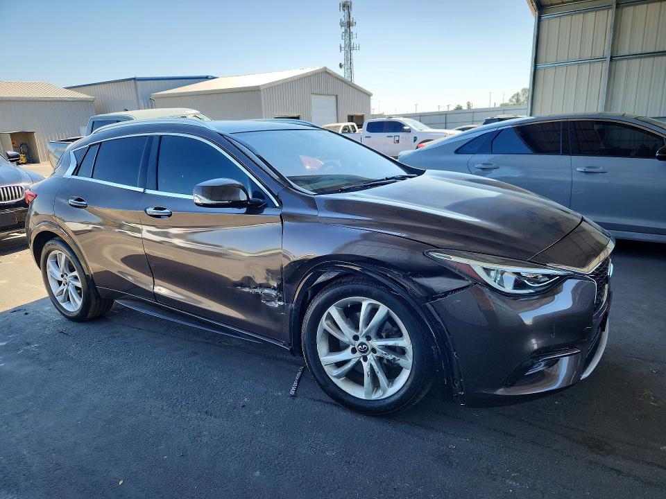 2017 Infiniti Qx30 VIN SJKCH5CP7HA031292 COPART salvage auction — FRONT END, Ca - Salvage Certificate, sold $6,600 on 2026-07-23 (photo 4)