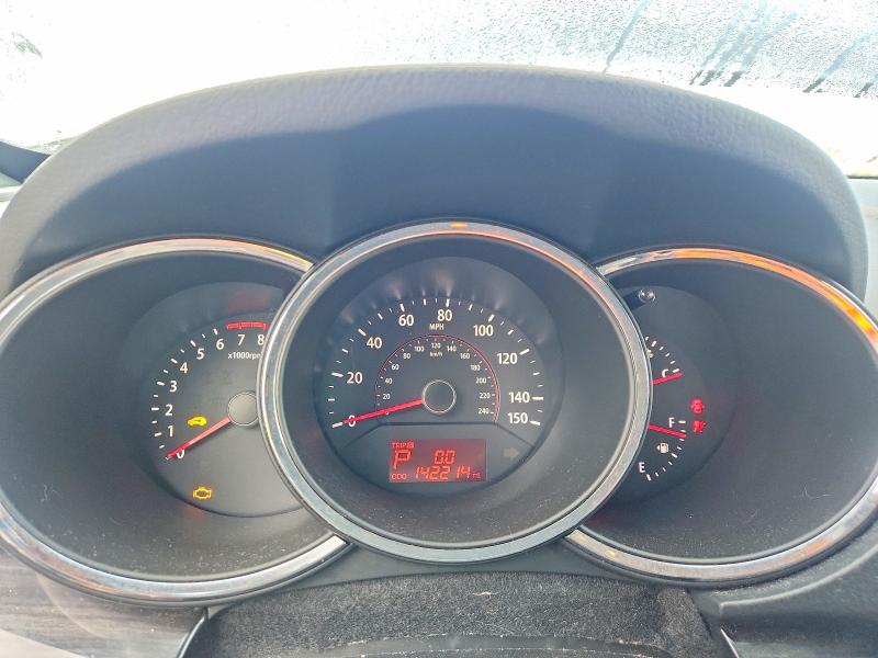 2011 Kia Sorento VIN 5XYKUCA17BG141733 COPART salvage auction — MECHANICAL, MA - CERTIFICATE OF TITLE, sold $1,400 on 2026-07-06 (photo 9)