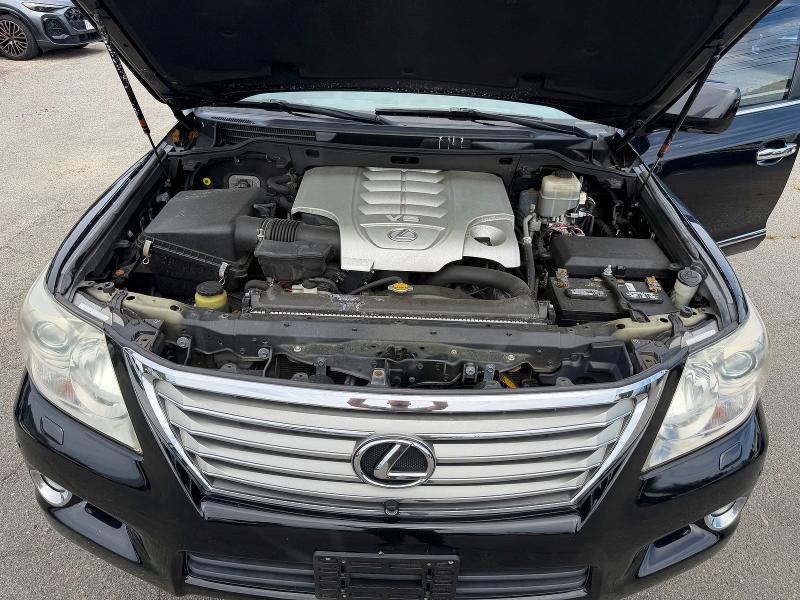 2011 Lexus Lx 570 VIN JTJHY7AX5B4082039 COPART salvage auction — MINOR DENT/SCRATCHES, MA - CERTIFICATE OF TITLE (P), sold $20,800 on 2026-07-14 (photo 7)
