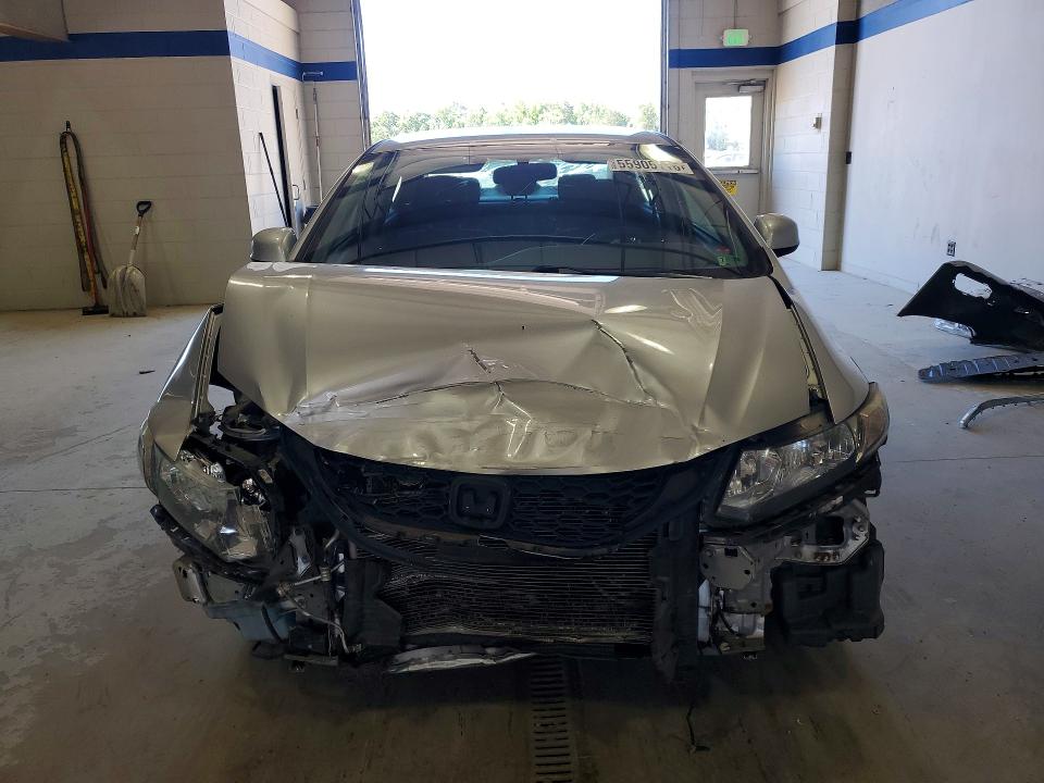 2013 Honda VIN 19XFB2F50DE017185 COPART salvage auction — FRONT END, VA - CERT OF TITLE - SALVAGE, sold $650 on 2026-07-02 (photo 5)