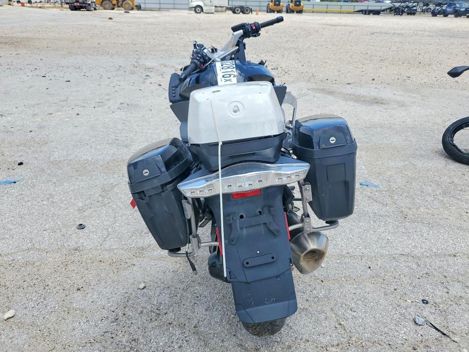 2024 BMW R 1250 VIN WB10L0306R6K49347 COPART salvage auction — ALL OVER, Tx - Salvage Vehicle Title, sold $4,100 on 2026-07-02 (photo 4)