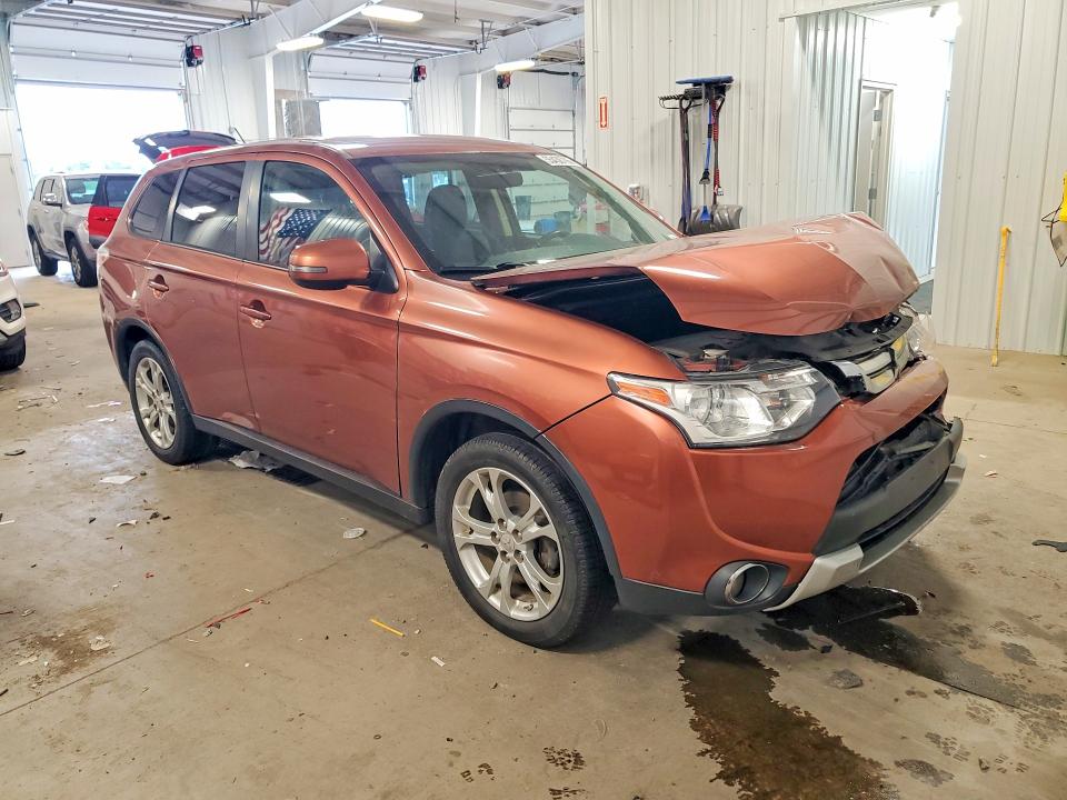 2015 Mitsubishi Outlander VIN JA4AD3A3XFZ009810 COPART salvage auction — FRONT END, Mn - Cert Of Title-Salvage, sold $575 on 2026-07-09 (photo 4)