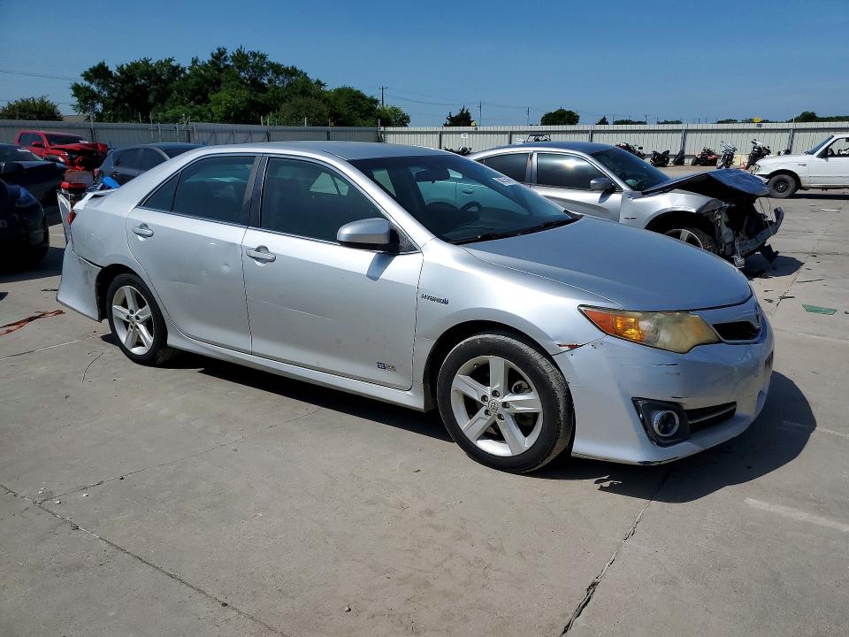 2014 Toyota VIN 4T1BD1FK6EU127178 COPART salvage auction — HAIL, Tx - Salvage Vehicle Title, sold $1,000 on 2026-07-02 (photo 4)