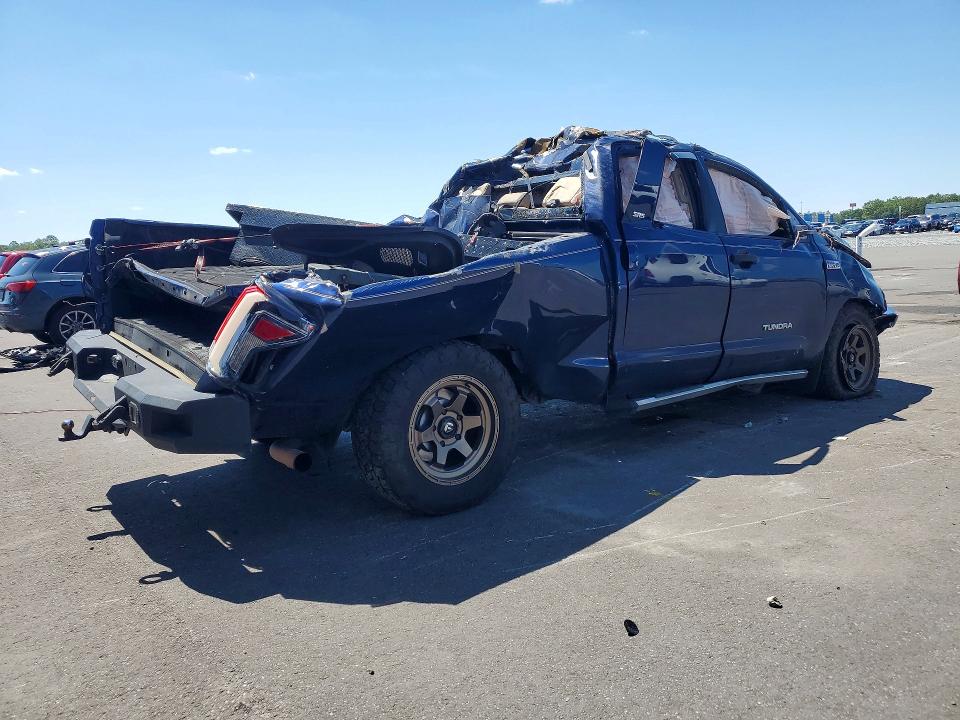 2011 Toyota Tundra VIN 5TFRY5F16BX107223 COPART salvage auction — ROLLOVER, Fl - Cert Of Title Slvg Rebuildable, sold $2,850 on 2026-07-08 (photo 3)
