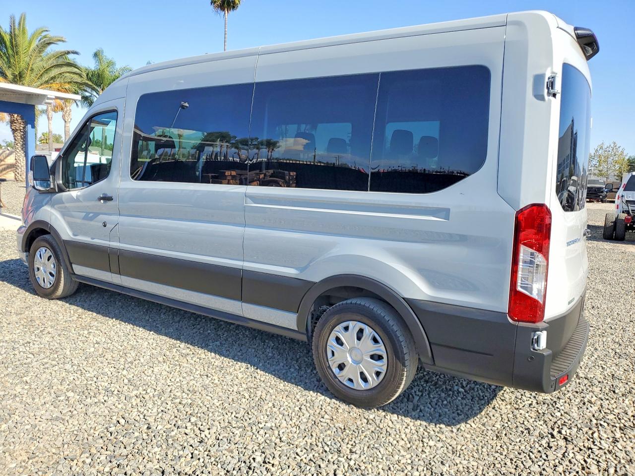 2022 Ford Transit VIN 1FBAX2CG9NKA69094 COPART salvage auction — Minor Dent/Scratches, CA - DIS/DLR/EXP ONLY CLEAN TITLE (P), sold $30,250 on 2026-06-29 (photo 2)