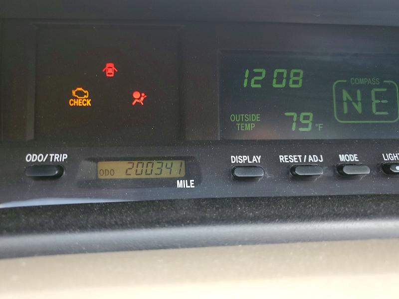 2000 Toyota Avalon VIN 4T1BF28BXYU093215 COPART salvage auction — MECHANICAL, Co - Bill Of Sale-Parts Only, sold $275 on 2026-07-09 (photo 9)