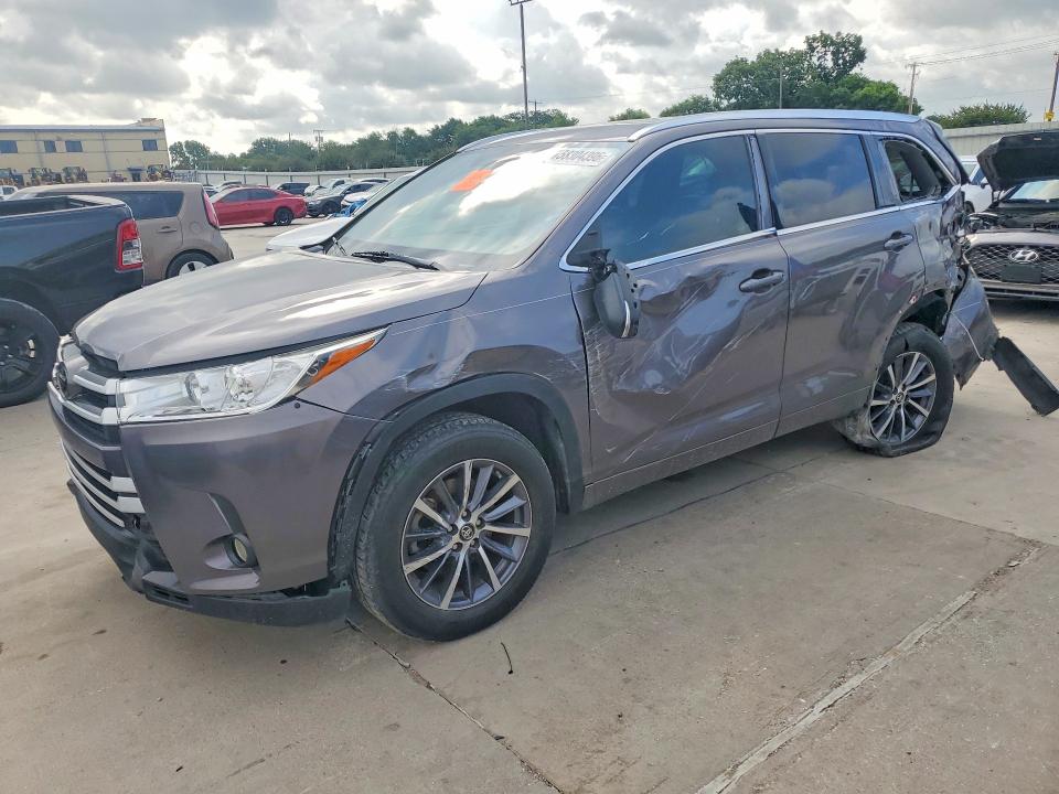 2017 Toyota Highlander VIN 5TDKZRFH3HS526048 COPART salvage auction — REAR END, Tx - Salvage Vehicle Title, sold $4,750 on 2026-07-07 (photo 1)