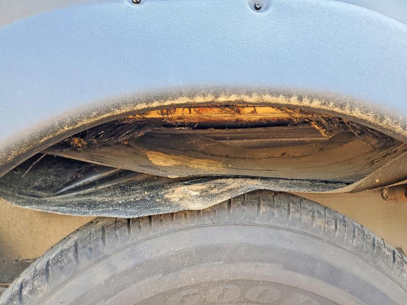 2020 Sabre by forest rive VIN 5ZT3SR1B0L6103575 COPART salvage auction — UNDERCARRIAGE, NC - SALVAGE CERTIFICATE OF TITLE, sold $8,400 on 2026-08-20 (photo 9)