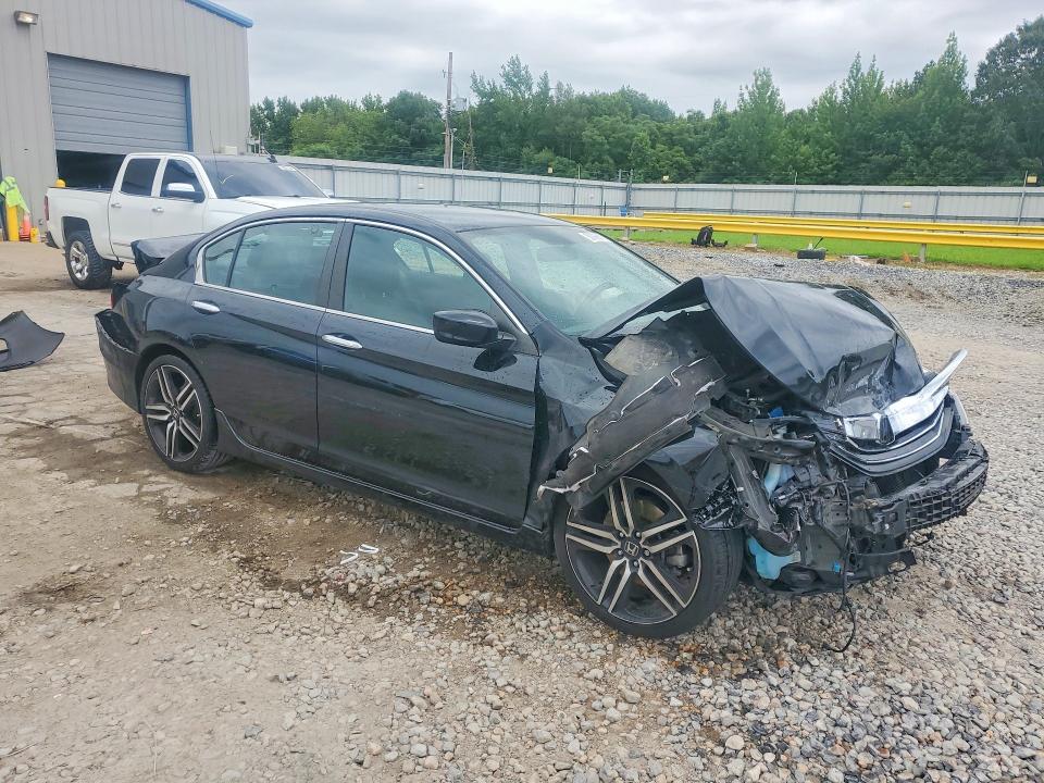 2017 Honda Accord VIN 1HGCR2F53HA165307 COPART salvage auction — FRONT END, Salvage Title, sold $1,100 on 2026-07-26 (photo 4)
