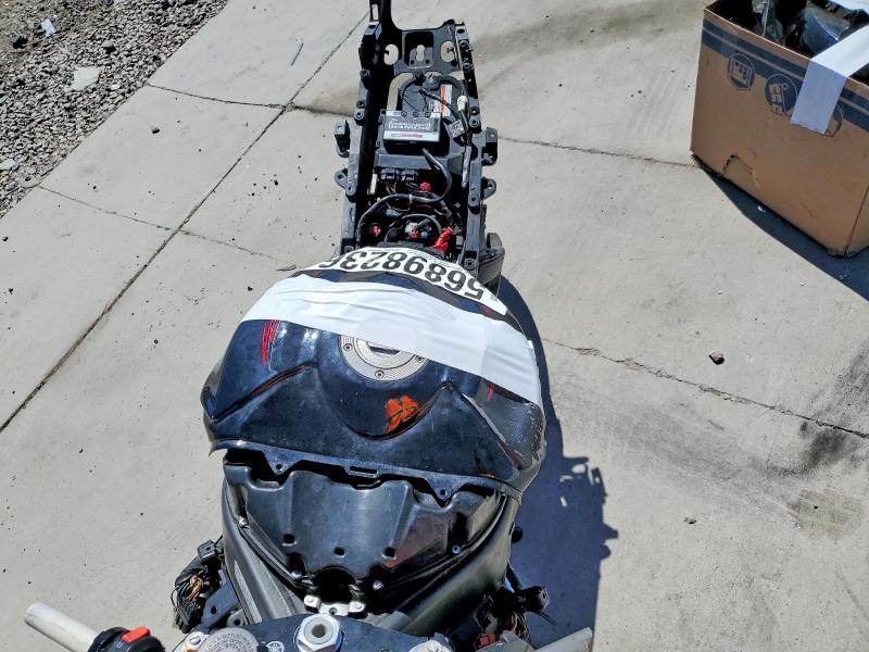 2006 Yamaha Yzfr6 VIN JYARJ12E76A002426 COPART salvage auction — FRONT END, Ut - Salvage Certificate, sold $850 on 2026-07-09 (photo 5)
