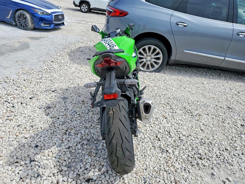 2026 Kawasaki Zx VIN JKBZXJK13TA015725 COPART salvage auction — FRONT END, Fl - Certificate Of Destruction, sold $3,650 on 2026-07-02 (photo 4)