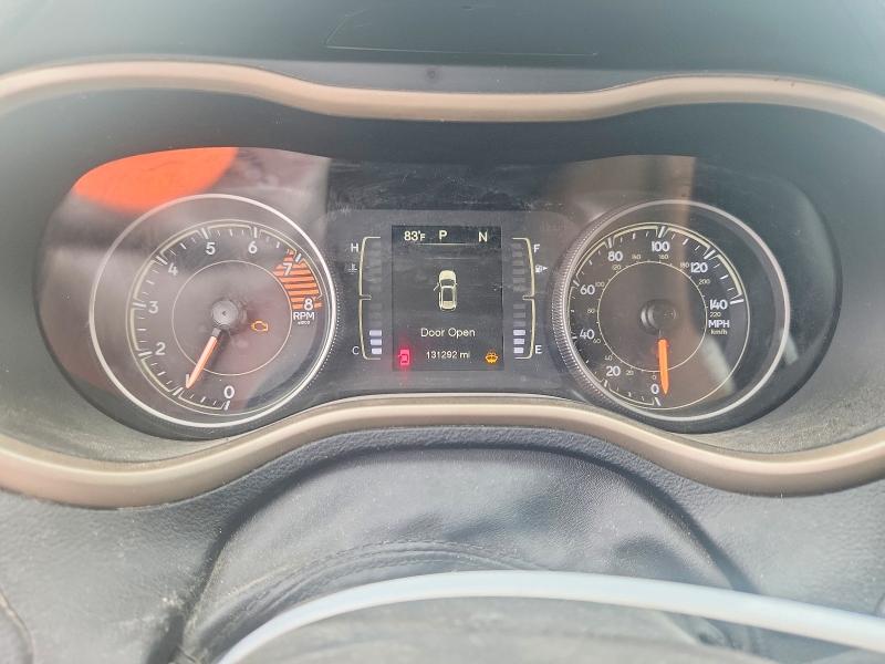 2017 Jeep Cherokee VIN 1C4PJLCS1HW607849 COPART salvage auction — SIDE, Salvage Title, sold $800 on 2026-07-23 (photo 9)