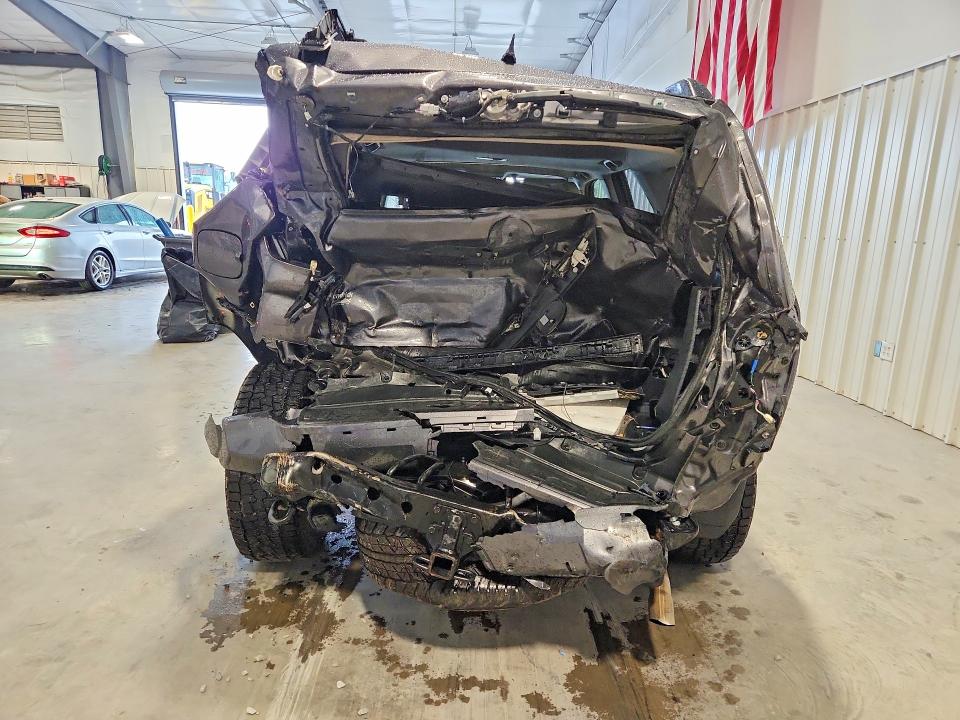 2020 Toyota 4runner VIN JTEBU5JR2L5792467 COPART salvage auction — REAR END, NC - SALVAGE CERTIFICATE OF TITLE, sold $8,700 on 2026-07-27 (photo 6)