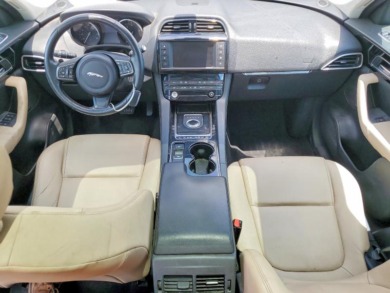 2017 Jaguar F-pace VIN SADCJ2BV9HA493007 COPART salvage auction — VANDALISM, Ca - Dis/Dlr/Exp Only Clean Title (P), sold $1,900 on 2026-07-27 (photo 8)
