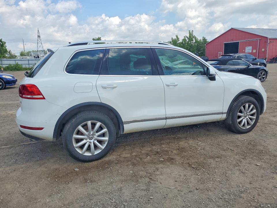 2014 Volkswagen Touareg VIN WVGEF9BP3ED006728 COPART salvage auction — FRONT END, On - Permit Salvage, sold $1,200 on 2026-07-14 (photo 3)
