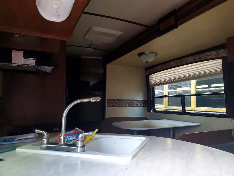 2014 Jayco Whitehawk VIN 1UJBJ0BP2E14C0226 COPART salvage auction — WATER/FLOOD, IL - SALVAGE CERT-FLOOD, sold $10 on 2026-07-28 (photo 6)