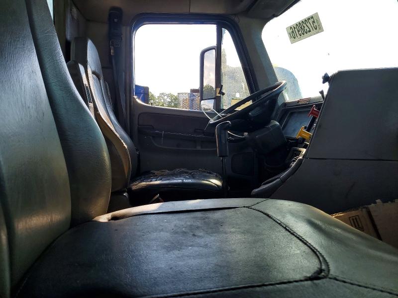 2009 Freightliner Conventional VIN 1FUJA6CK39LAH1181 COPART salvage auction — NORMAL WEAR, NJ - CERTIFICATE OF TITLE, sold $8,200 on 2026-07-21 (photo 5)