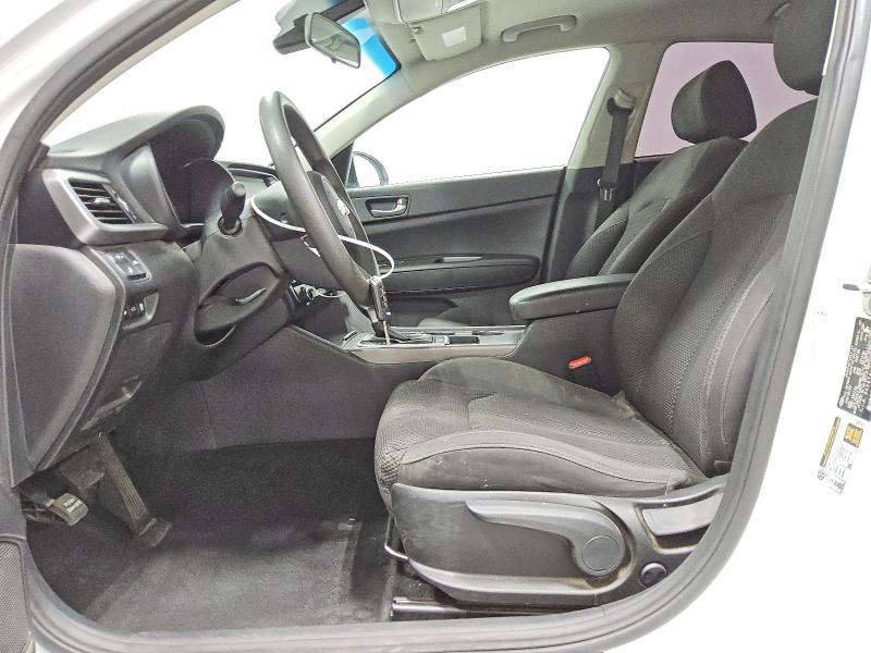 2020 Kia Optima VIN 5XXGT4L30LG438040 COPART salvage auction — SIDE, CA - CERTIFICATE OF TITLE, sold $4,900 on 2026-07-09 (photo 7)