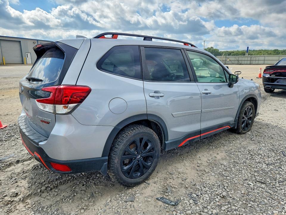 2020 Subaru Forester VIN JF2SKARC1LH409122 COPART salvage auction — MINOR DENT/SCRATCHES, Ar - Cert Of Title-Salvage, sold $8,000 on 2026-07-13 (photo 3)