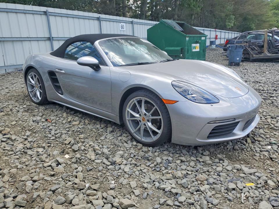 2024 Porsche Boxster VIN WP0CA2A87RK205830 COPART salvage auction — BURN, Nj - Cert Of Title-Salvage, sold $35,000 on 2026-07-08 (photo 4)