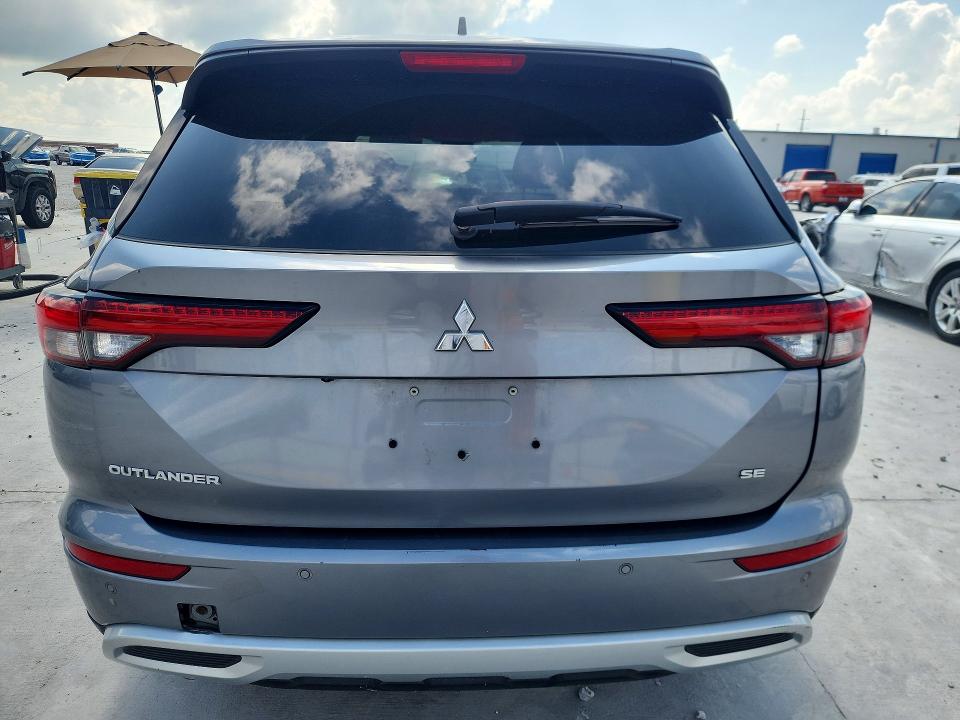 2023 Mitsubishi Outlander VIN JA4J3UA88PZ061829 COPART salvage auction — SIDE, Tx - Salvage Vehicle Title, sold $6,800 on 2026-07-31 (photo 6)