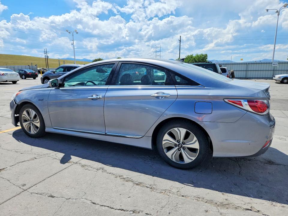 2015 Hyundai Sonata VIN KMHEC4A42FA119267 COPART salvage auction — FRONT END, Co - Certificate Of Title (P), sold $1,750 on 2026-07-15 (photo 2)