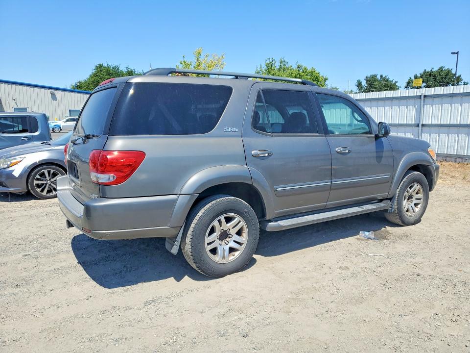 2006 Toyota Sequoia VIN 5TDZT34A76S271811 COPART salvage auction — VANDALISM, CA - SALVAGE CERTIFICATE, sold $1,000 on 2026-07-07 (photo 3)