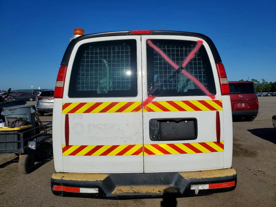 2015 Gmc Savana VIN 1GTZ7TFG9F1112226 COPART salvage auction — MECHANICAL, NJ - CERTIFICATE OF TITLE, sold $400 on 2026-07-17 (photo 7)