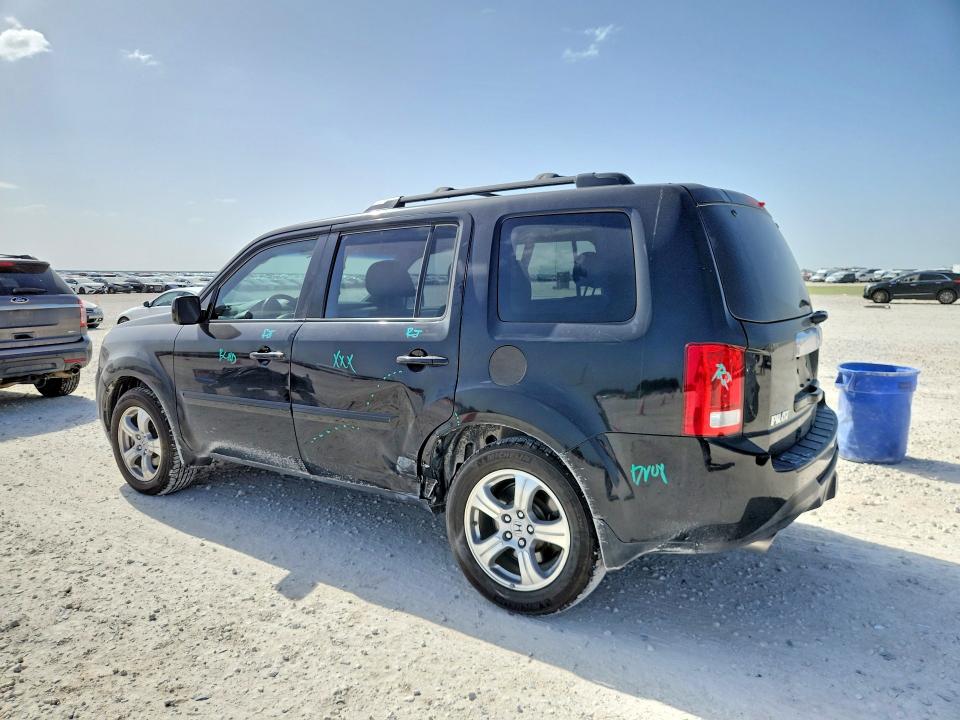 2012 Honda Pilot VIN 5FNYF3H75CB036826 COPART salvage auction — SIDE, Tx - Salvage Vehicle Title, sold $1,650 on 2026-07-09 (photo 2)