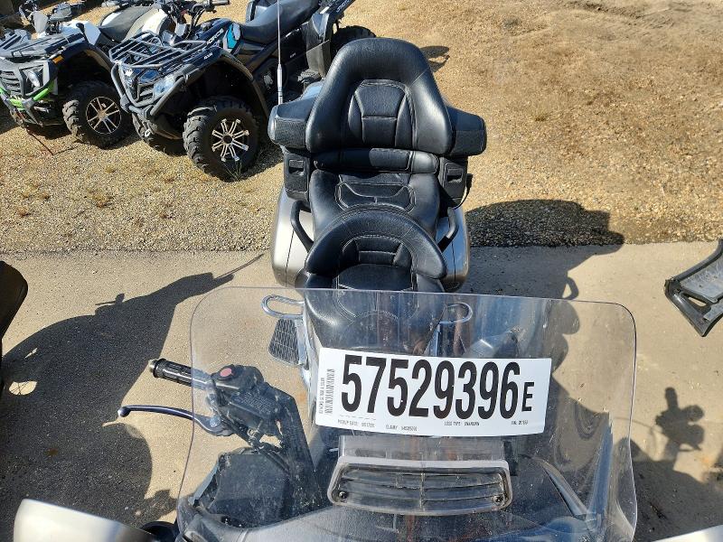 2003 Honda Gl1800 VIN 1HFSC47593A201053 COPART salvage auction — SIDE, Ab - Bos - Salvage, sold $1,750 on 2026-07-02 (photo 5)