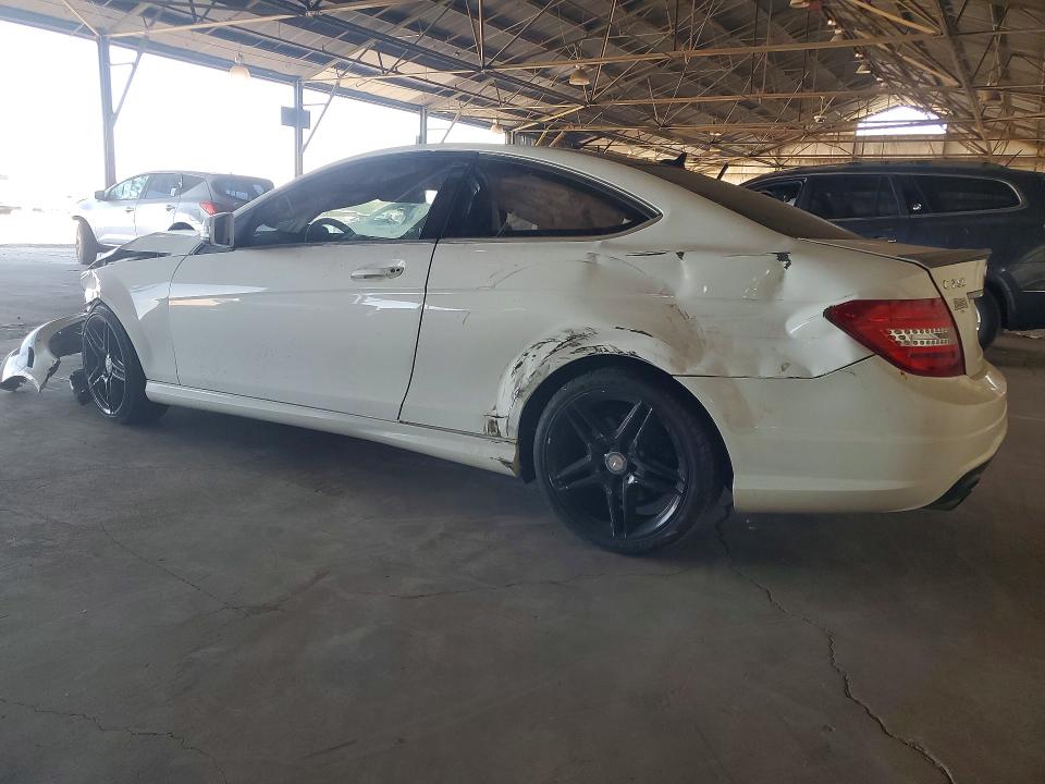 2014 Mercedes-benz C-klasse VIN WDDGJ4HB7EG272509 COPART salvage auction — FRONT END, Az - Cert Of Title - Salvage, sold $625 on 2026-07-06 (photo 2)