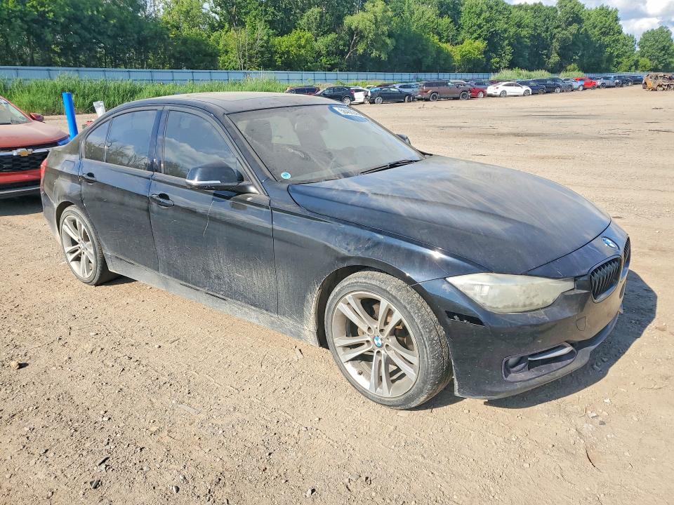 2014 BMW VIN WBA3A5G59ENN66237 COPART salvage auction — MECHANICAL, Mi - Dealer Only Clean Title, sold $500 on 2026-07-29 (photo 4)