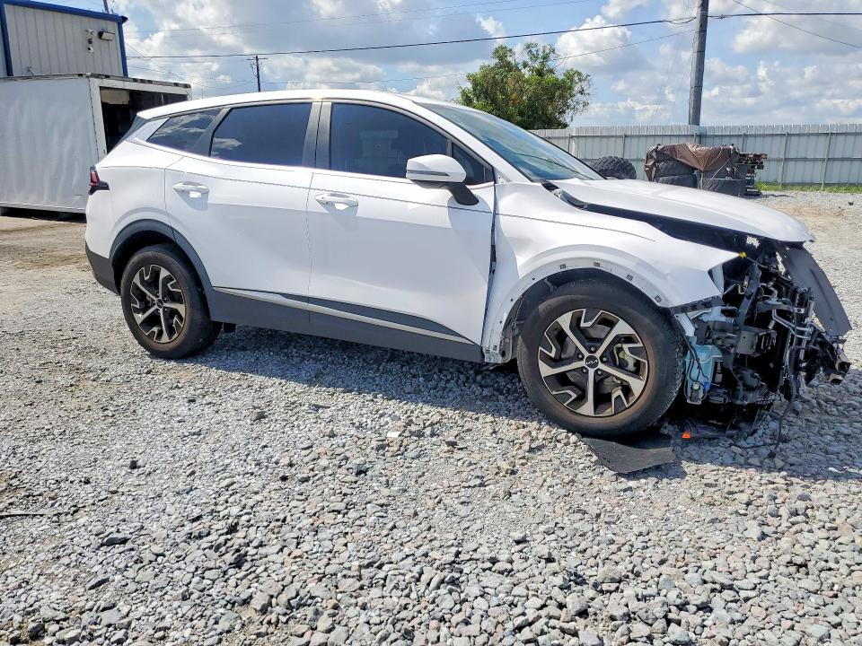2023 Kia Sportage VIN 5XYK33AF7PG107863 COPART salvage auction — FRONT END, Fl - Certificate Of Destruction, sold $4,350 on 2026-07-31 (photo 4)