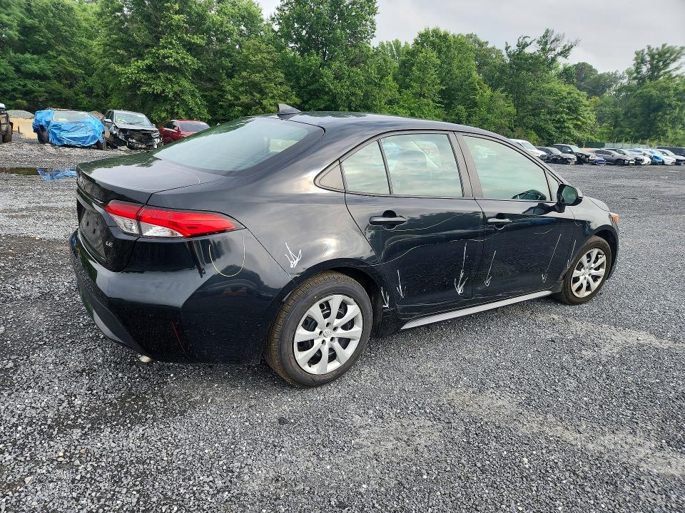 2021 Toyota Corolla VIN 5YFEPMAE9MP217092 COPART salvage auction — SIDE, VA - CERT OF TITLE - SALVAGE, sold $3,950 on 2026-07-22 (photo 3)