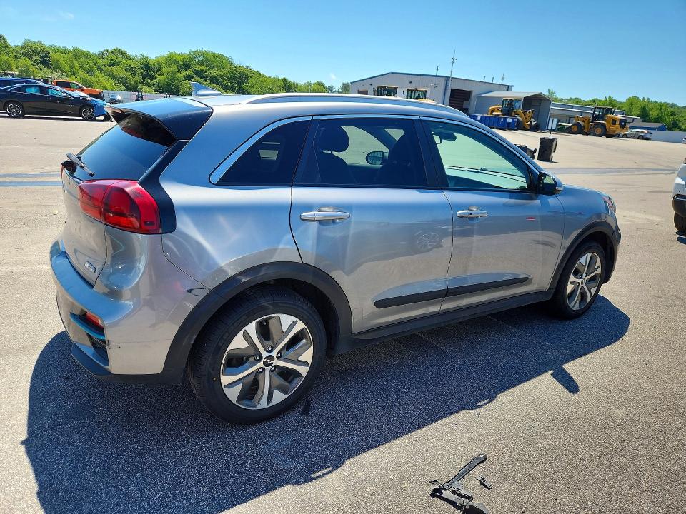 2022 Kia Niro VIN KNDCC3LG6N5159775 COPART salvage auction — MECHANICAL, VA - CERT OF TITLE - SALVAGE, sold $5,800 on 2026-07-29 (photo 3)