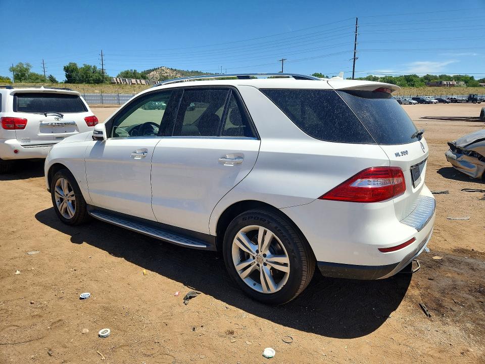 2015 Mercedes-benz M-klasse VIN 4JGDA5HB3FA495892 COPART salvage auction — MINOR DENT/SCRATCHES, CO - DIS/DLR/EXP ONLY CLEAN TITLE, sold $3,800 on 2026-07-27 (photo 2)