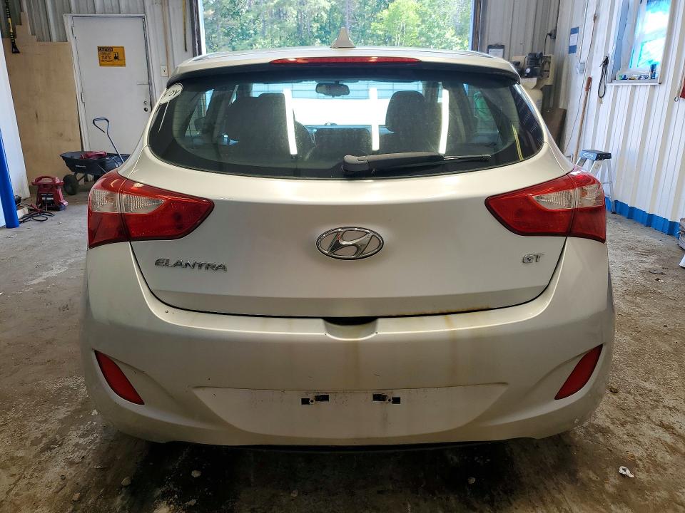2013 Hyundai Elantra VIN KMHD35LE1DU047299 COPART salvage auction — MINOR DENT/SCRATCHES, Me - Certificate Of Title, sold $825 on 2026-07-09 (photo 6)