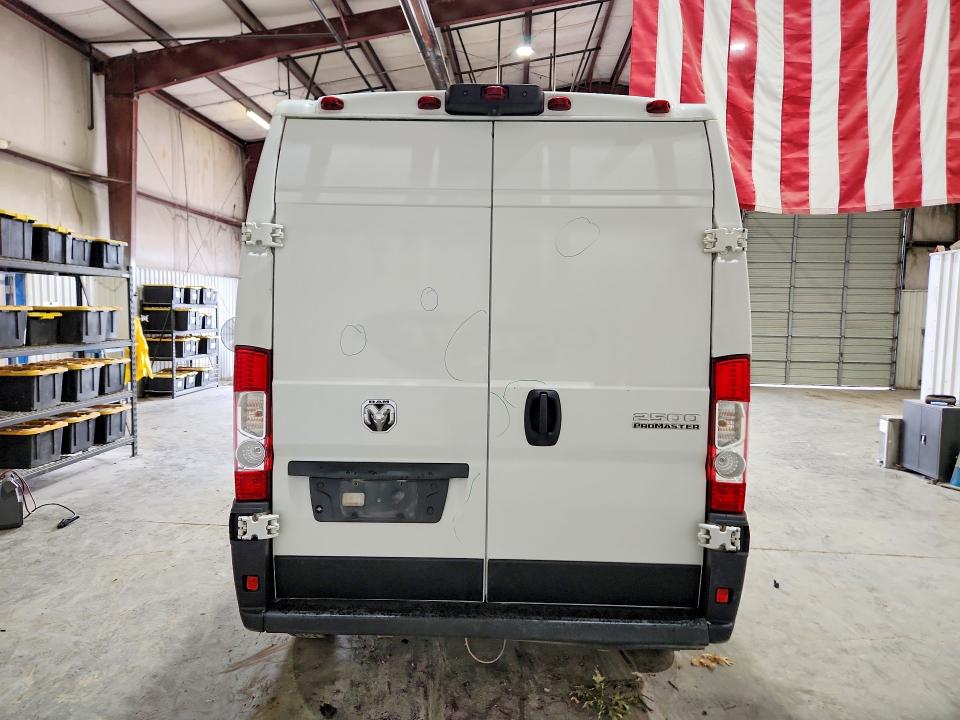 2025 Ram Promaster 2500 VIN 3C6LRVCG7SE505026 COPART salvage auction — MECHANICAL, Ok - Certificate Of Title (P), sold $13,200 on 2026-07-22 (photo 6)