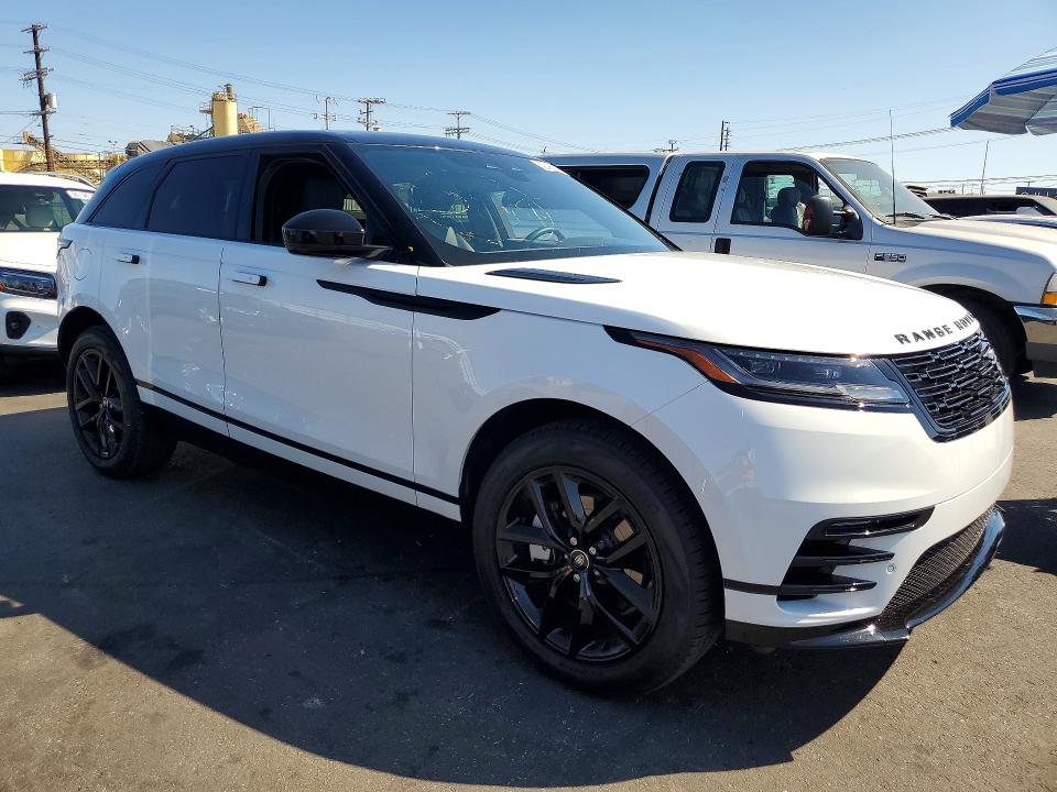 2025 Land rover RANGE ROVER VIN SALYL2EX4SA809308 COPART salvage auction — MINOR DENT/SCRATCHES, Ca - Dis/Dlr/Exp Only Clean Title, sold $48,000 on 2026-07-28 (photo 4)