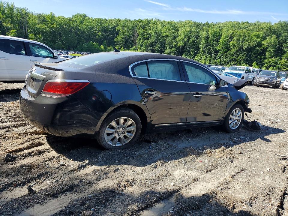 2013 Buick Lacrosse VIN 1G4GC5GR3DF324372 COPART salvage auction — FRONT END, Md - Cert Of Salvage > 75% Damage, sold $400 on 2026-07-02 (photo 3)