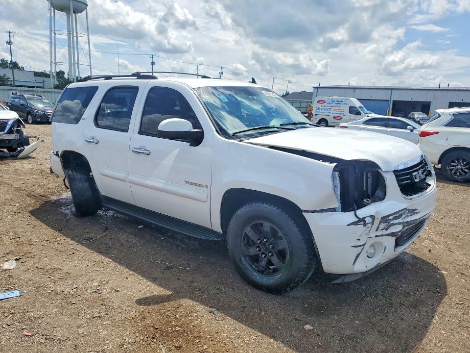 2007 Gmc Yukon VIN 1GKFK13077R300828 COPART salvage auction — REAR END, Il - Salvage Certificate, sold $600 on 2026-07-31 (photo 4)