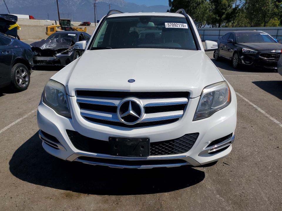 2015 Mercedes-benz Glk-klasse VIN WDCGG5HB4FG413031 COPART salvage auction — NORMAL WEAR, CA - DIS/DLR/EXP ONLY CLEAN TITLE, sold $2,000 on 2026-07-27 (photo 5)