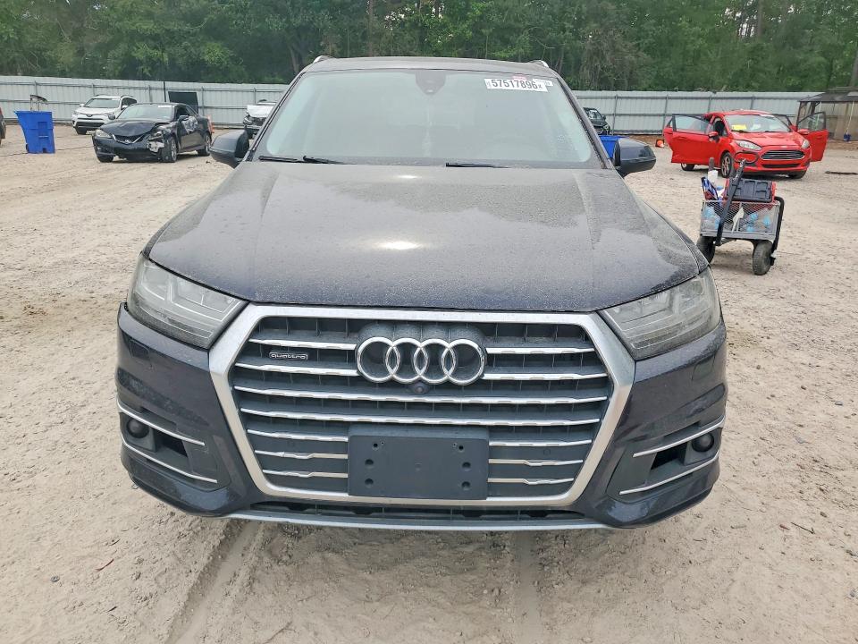 2017 Audi VIN WA1LABF76HD040012 COPART salvage auction — MINOR DENT/SCRATCHES, Nc - Dealer Only Clean Title (P), sold $4,700 on 2026-07-17 (photo 5)