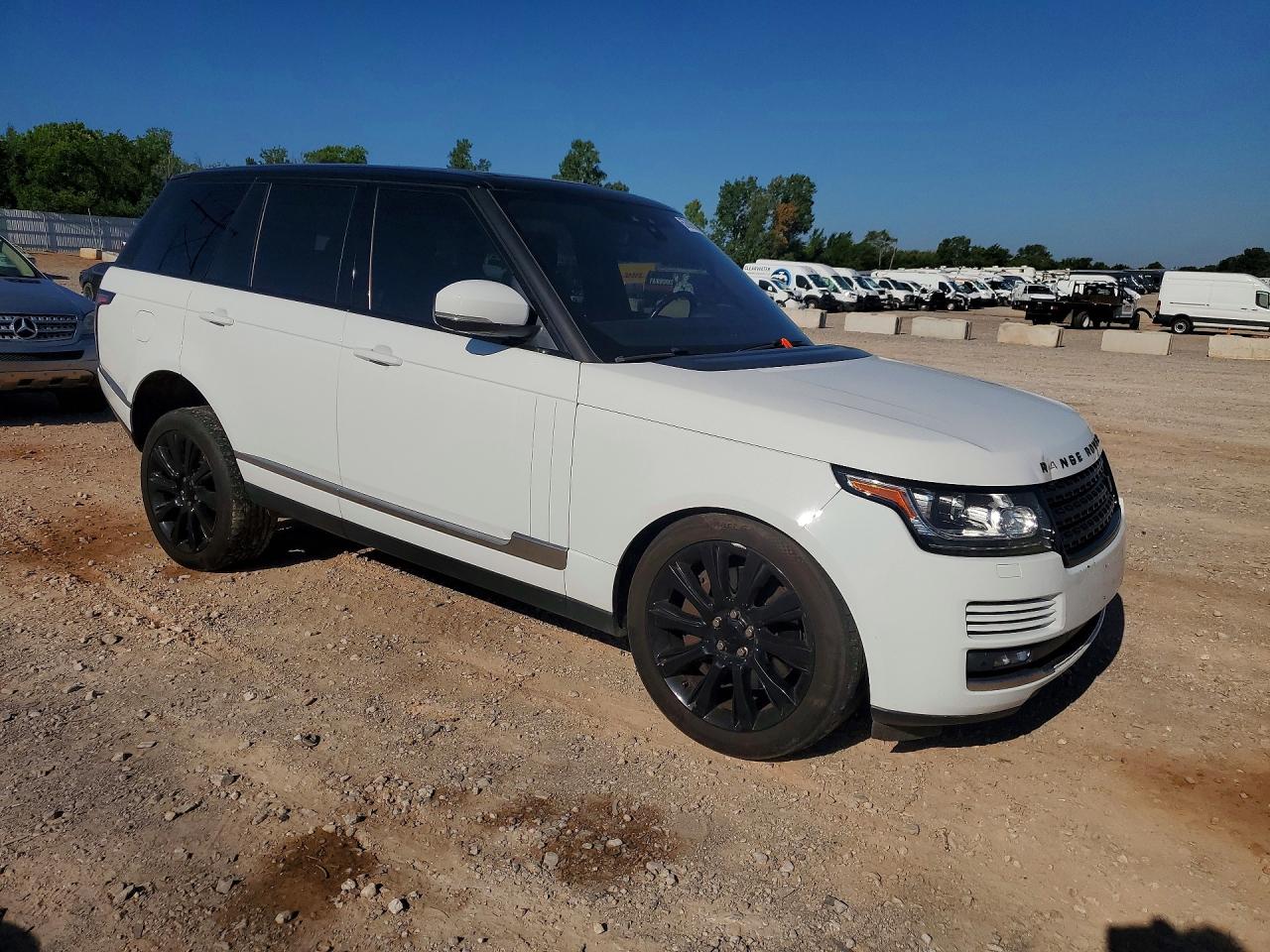 2017 Land rover RANGE ROVER VIN SALGS2FEXHA336521 COPART salvage auction — Minor Dent/Scratches, OK - DEALER ONLY CLEAN TITLE (P), sold $7,900 on 2026-09-18 (photo 4)