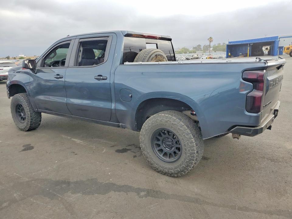 2019 Chevrolet Silverado 1500 VIN 3GCPYFED7KG225472 COPART salvage auction — MINOR DENT/SCRATCHES, Ca - Salvage Certificate, sold $7,700 on 2026-08-26 (photo 2)