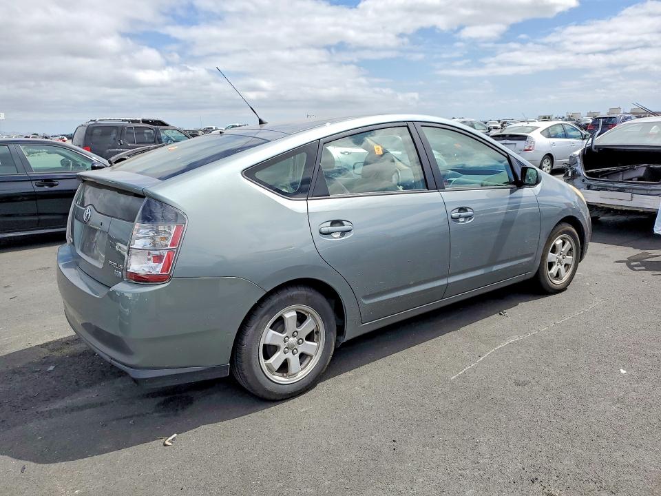2005 Toyota Prius VIN JTDKB20U353080871 COPART salvage auction — VANDALISM, CA - SALVAGE CERTIFICATE, sold $650 on 2026-07-08 (photo 3)