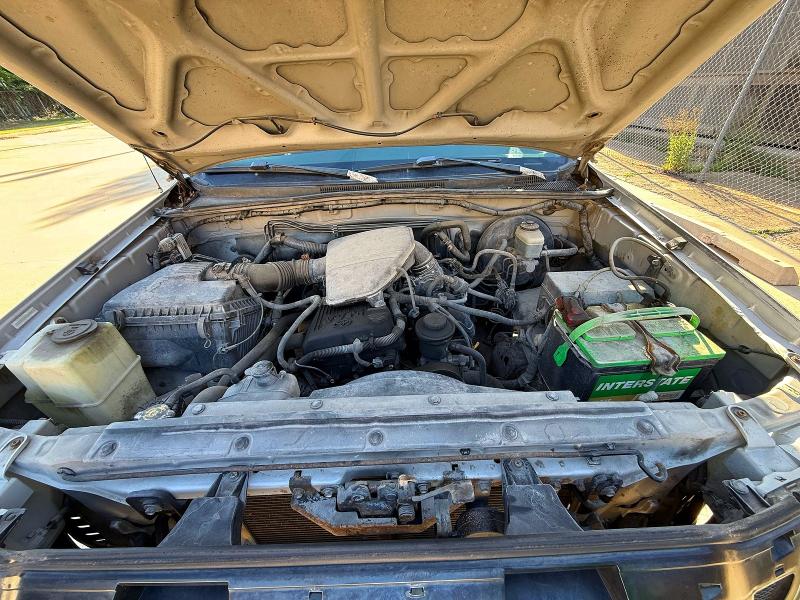 2008 Toyota Tacoma VIN 5TETX62N38Z536585 COPART salvage auction — MINOR DENT/SCRATCHES, Ok - Certificate Of Title (P), sold $3,150 on 2026-07-02 (photo 7)